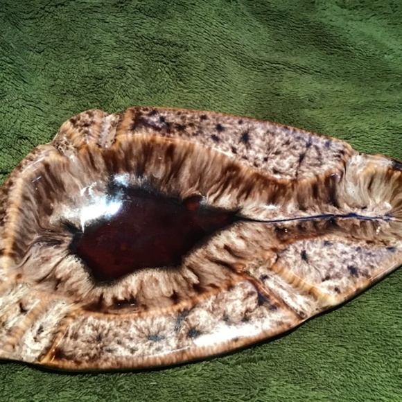 VINTAGE BROWN TONED GLAZED OBLONG CERAMIC ASHTRAY - Picture 3 of 9